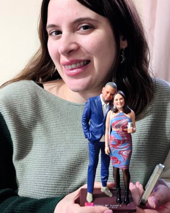 Couple - Parents Statue