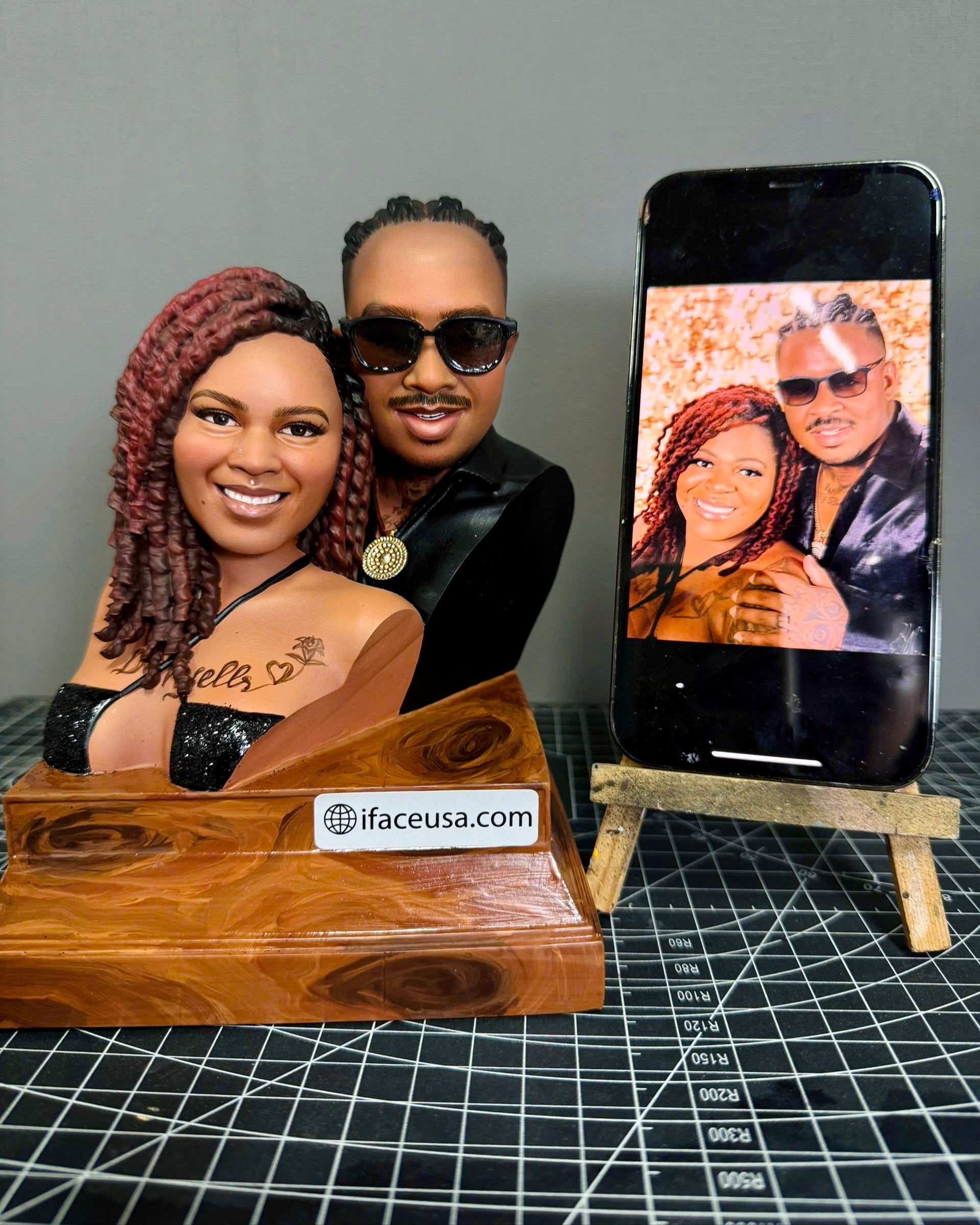 Couple Portrait Bust - Shipping included
