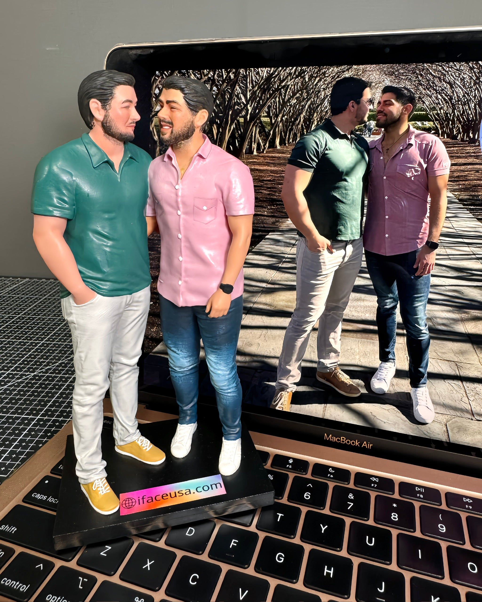 Statue Of Group&Friends